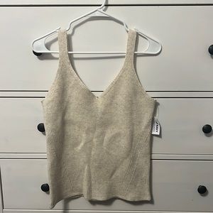 Old navy v-neck knit tank top
